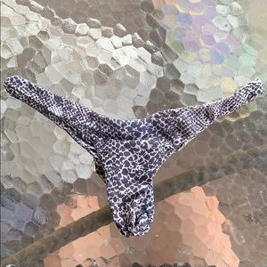 Acacia snake axel bottoms